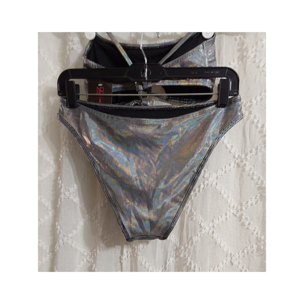 No Boundaries Silver Holographic Bikini Set Medium 7-9 Iridescent Two Piece NWT - Picture 3 of 4